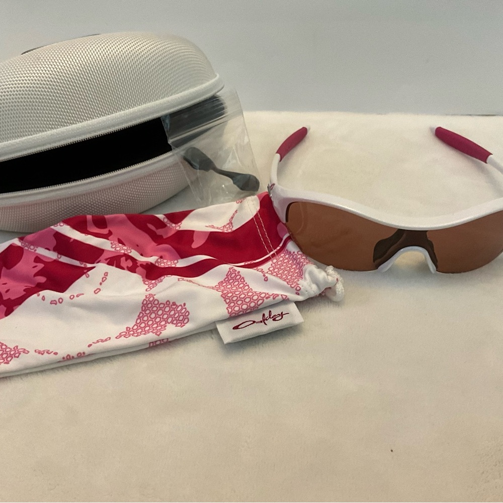 Oakley Breast Cancer Pink Radar Sunglasses -Gently Used